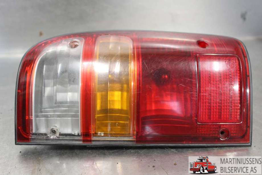 Baklykt høyre til Toyota Hilux 2002-2005  (TOYOTA|)