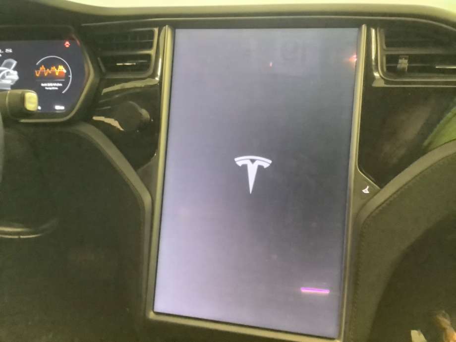 Multimedia display (MCU - Media Controller Unit) til Tesla Model S, 2016-2021 (Fase 2)  (TESLA|)