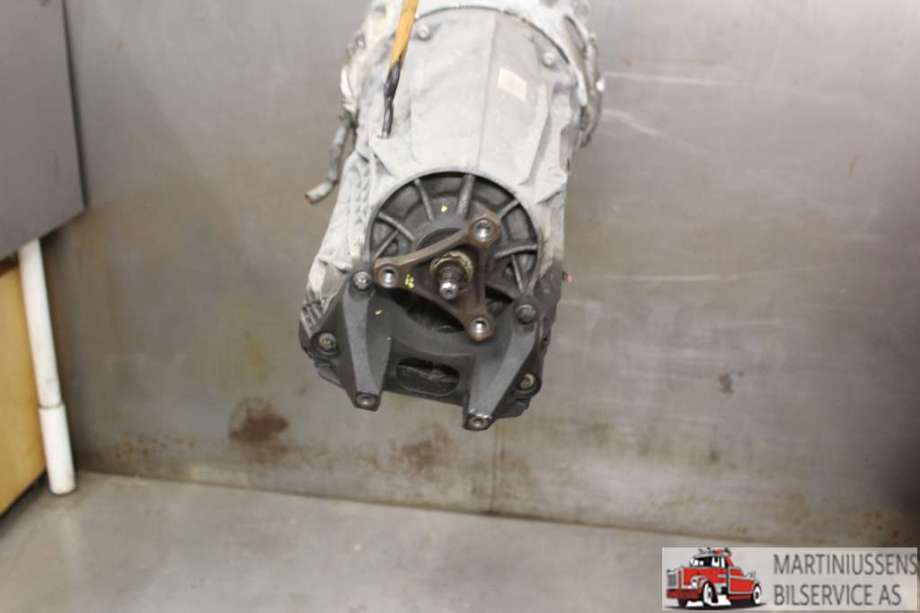 Girkasse automat til Mercedes E-Klasse 2016-2023 (W213) (W213) (MERCEDES||A213 270 51 01)