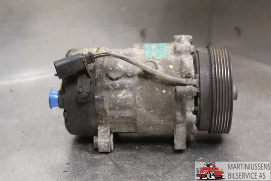 Aircondition kompressor til VW Transporter / Caravelle 2003-2009 (Fase 1) (T5) (T5) (VOLKSWAGEN||7H0 820 803 C)