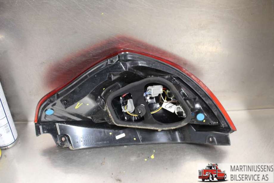Baklykt venstre til Ford Fiesta 2013-2017 (Type VI, Fase 2)  (FORD||C1BB-13405-B)