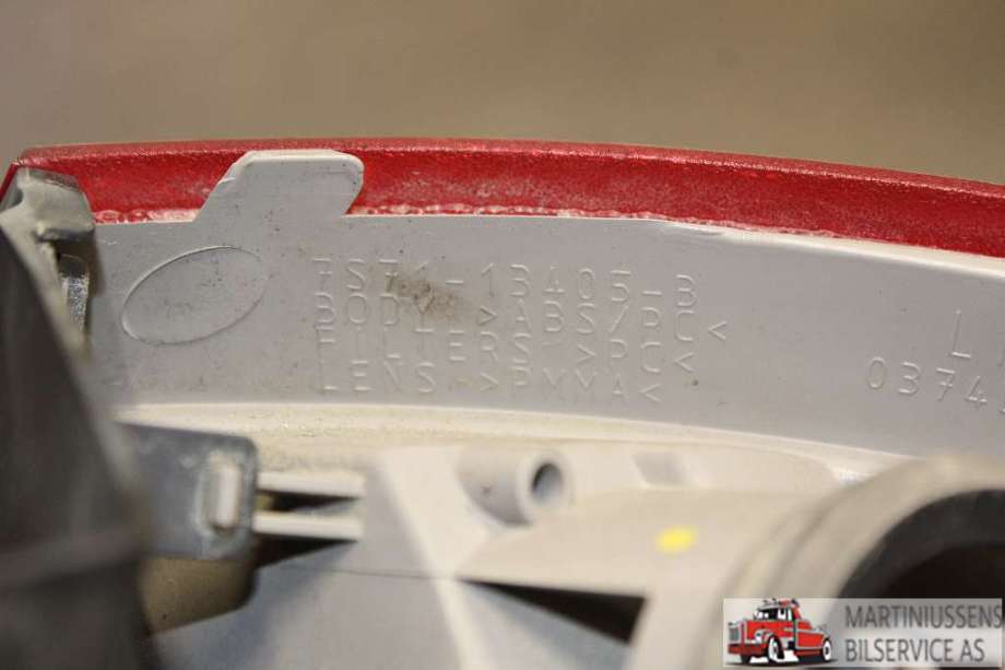 Baklykt venstre til Ford Mondeo 2007-2010 (Type IV, Fase 1)  (FORD||7S71-13405-B)