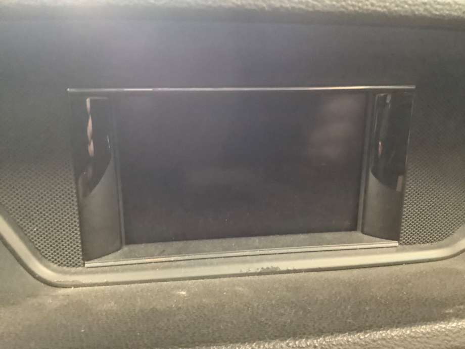 Multimedia display (MCU - Media Controller Unit) til Mercedes E-Klasse, 2009-2013 (Fase 1) (W212) (W212) (MERCEDES|)