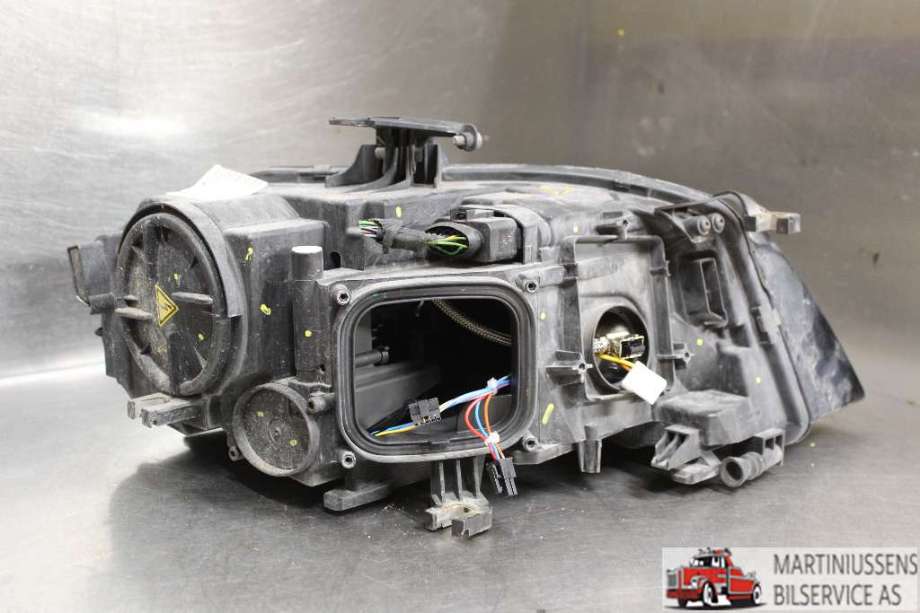 Frontlykt venstre xenon til Audi A4 2007-2014 (Type IV) (B8) (B8) (AUDI|8K0 941 003 C|)
