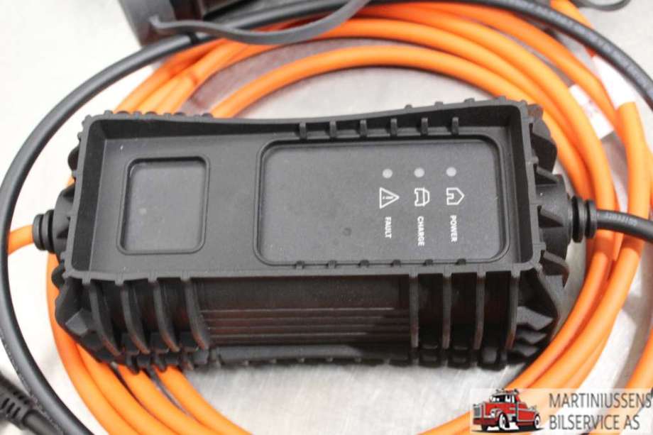 Batterilader kabel til Peugeot Traveller 2017-->>  (PEUGEOT||9844468880)