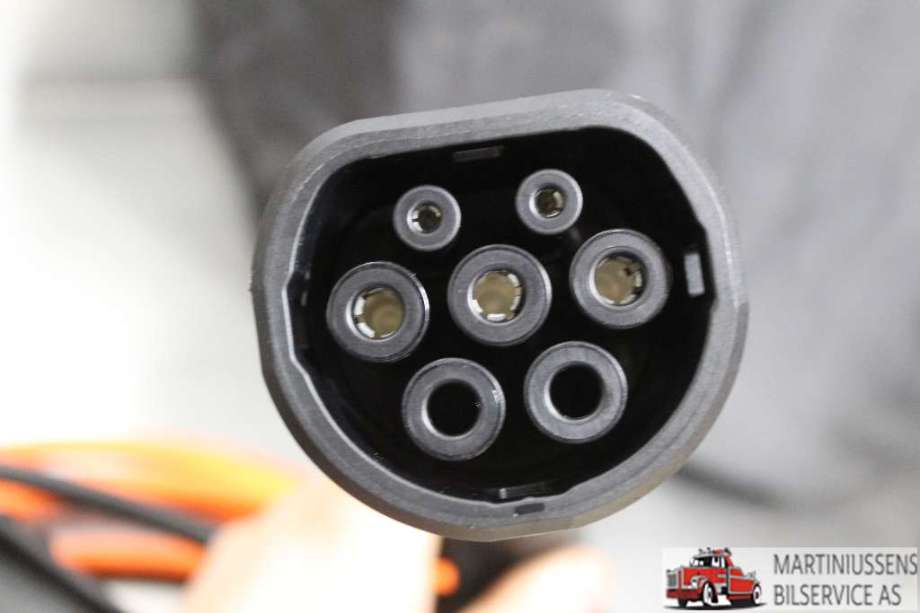 Batterilader kabel til Peugeot Traveller 2017-->>  (PEUGEOT||9844468880)