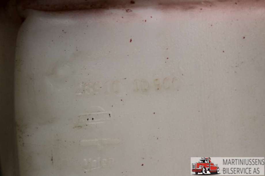 Spylertank til Nissan Qashqai 2010-2014 (Type I, Fase 2)  (NISSAN||28910 1D900)