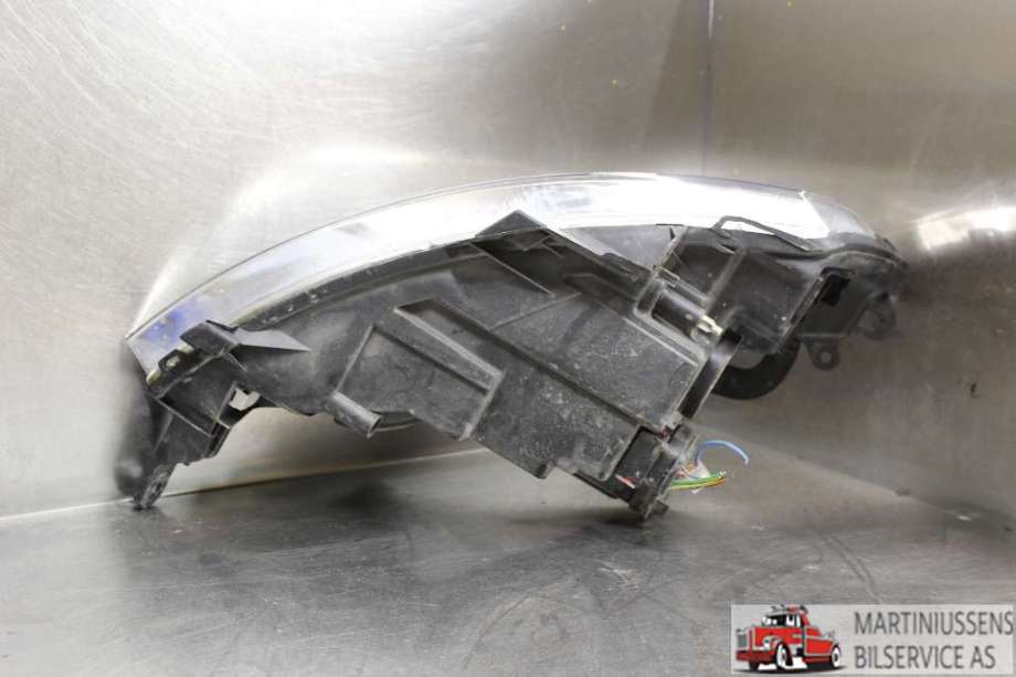 Frontlykt venstre halogen til Toyota Proace 2013-2016 (Type I)  (TOYOTA||14 013 681 80)