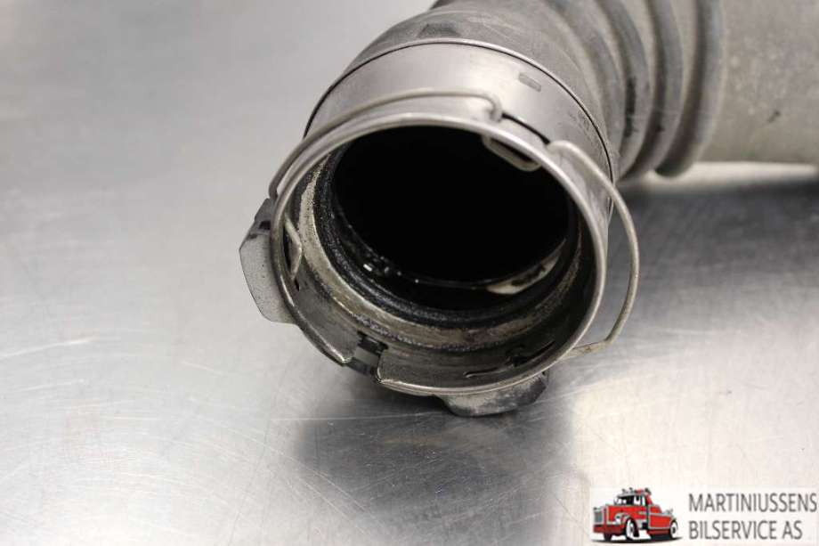 Turbo rør til Mercedes B-Klasse 2011-2018 (W246) (W246) (MERCEDES|A2465200101|)
