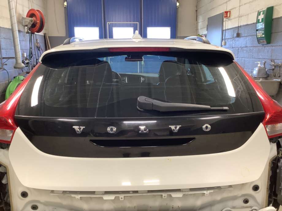 Bakluke combi til Volvo V40, 2012-2019  (VOLVO|)