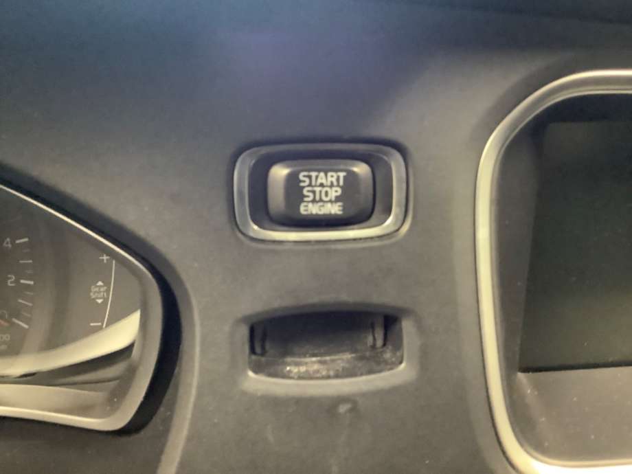 Bryter start/stopp til Volvo V40, 2012-2019  (VOLVO|)