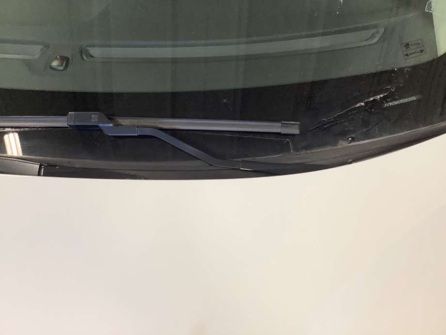 Viskerarmer frontrute til Volvo V40, 2012-2019  (VOLVO|)