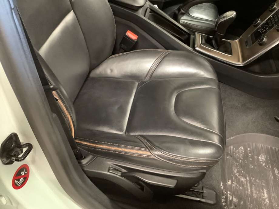 Sete foran høyre til Volvo V40, 2012-2019  (VOLVO|)