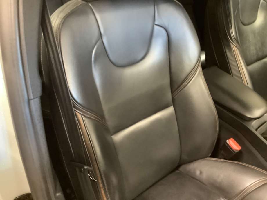 Sete foran høyre til Volvo V40 2012-2019  (VOLVO|)