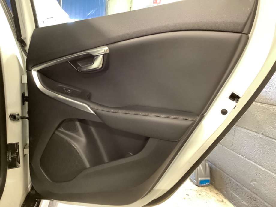 Dørtrekk høyre til Volvo V40, 2012-2019  (VOLVO|)