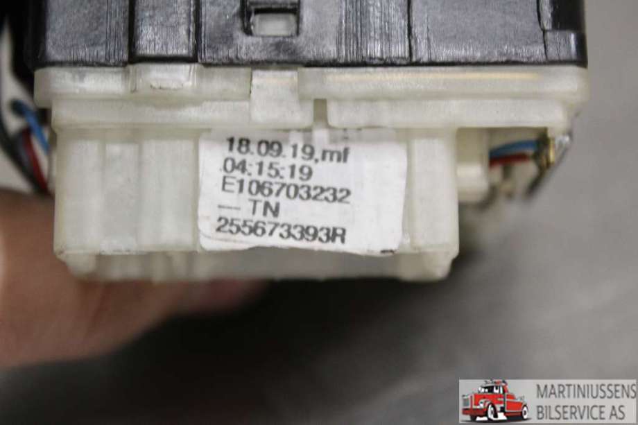 Bryter visker til Renault Trafic 2014-->>  (Renault||255673393R)