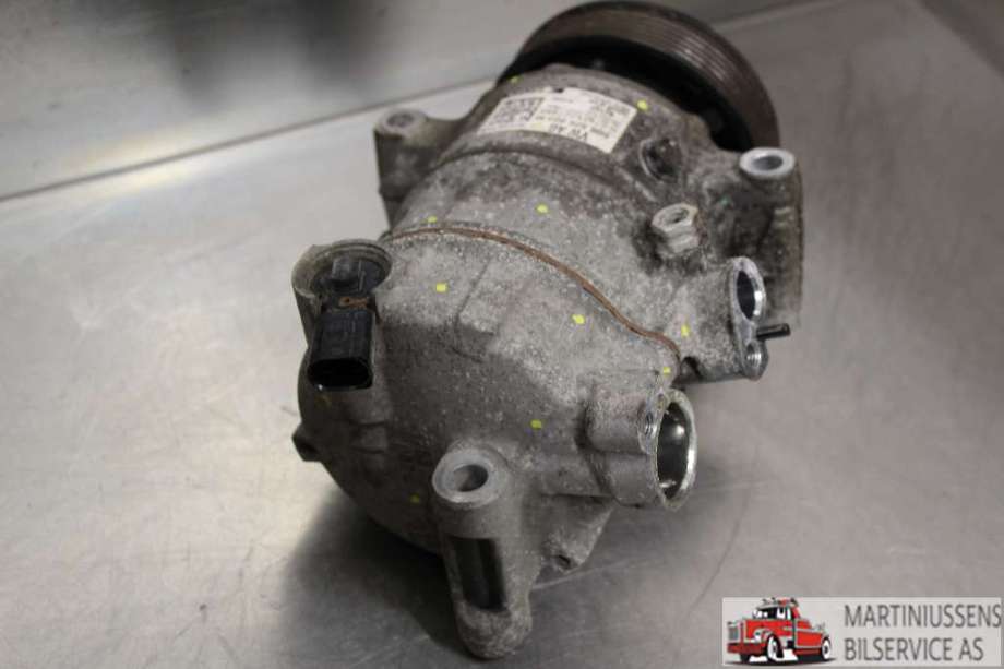 Aircondition kompressor til VW Caddy 2015-2020 (Type III, Fase 3)  (VOLKSWAGEN|5Q0.820.803 M|)