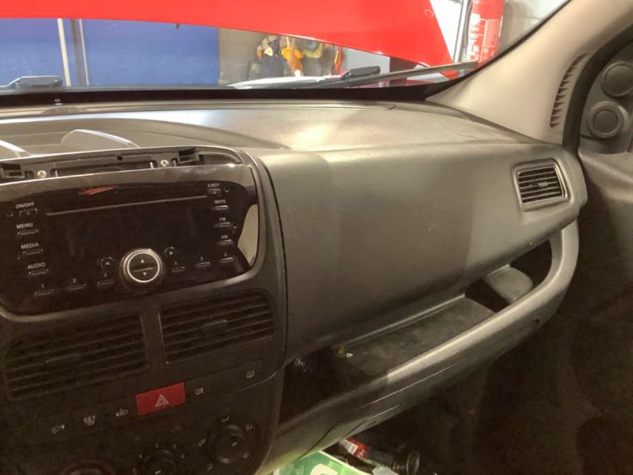 Dashbord til Opel Combo D, 2012-2018 (OPEL|)