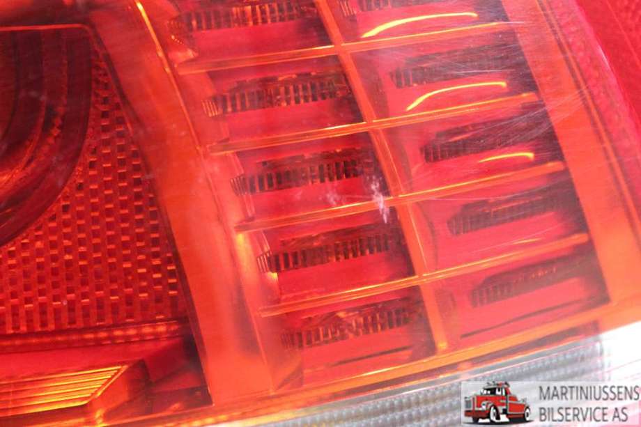 Baklykt høyre til VW Passat 2011-2015 (B7) (B7) (VOLKSWAGEN||3AF 945 208 B)