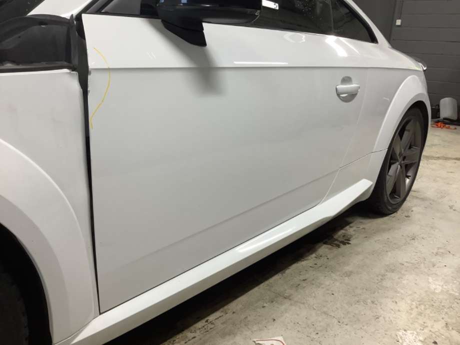 Dør venstre 2dørs til Audi TT, 2015-->> (Type III)  (AUDI|)