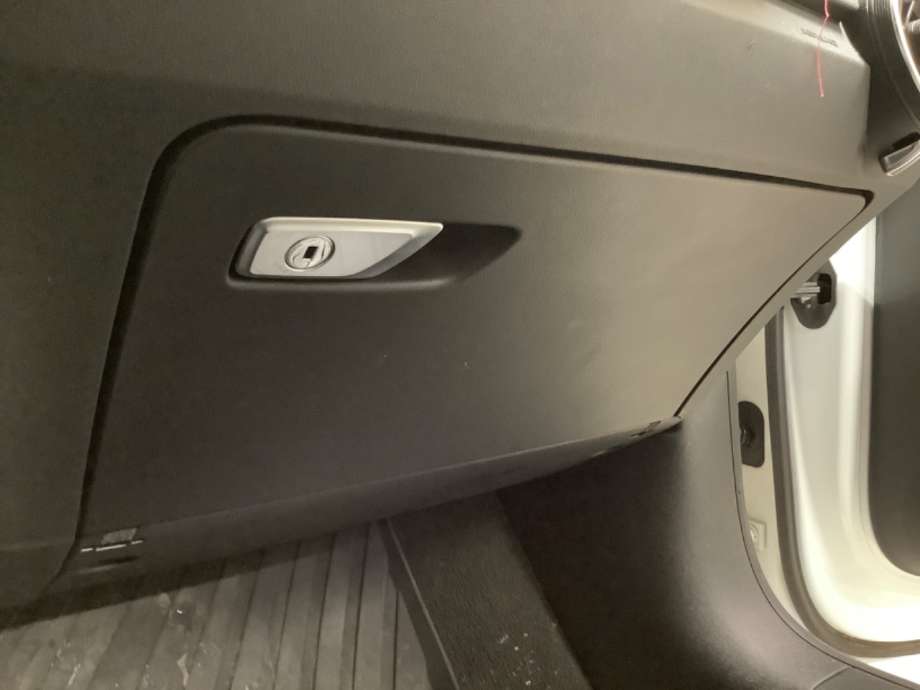 Hanskerom til Audi TT, 2015-->> (Type III)  (AUDI|)