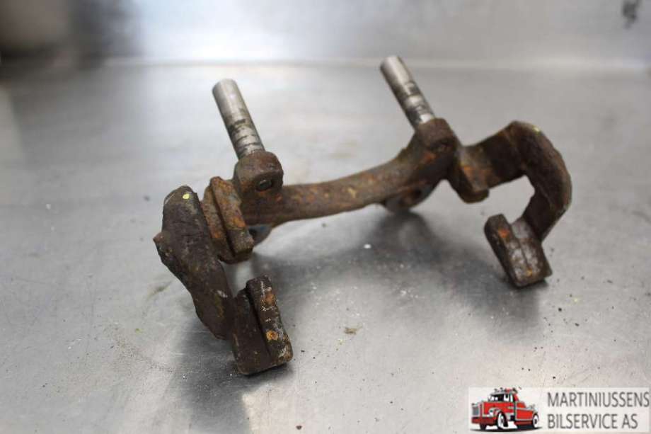 Bremsecaliper brakett til Mercedes E-Klasse 2009-2013 (Fase 1) (W212) (W212) (MERCEDES|)