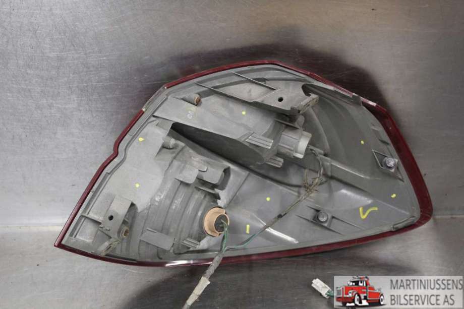 Baklykt venstre til Subaru Outback 2007-2009 (Type III, Fase 2)  (SUBARU|)