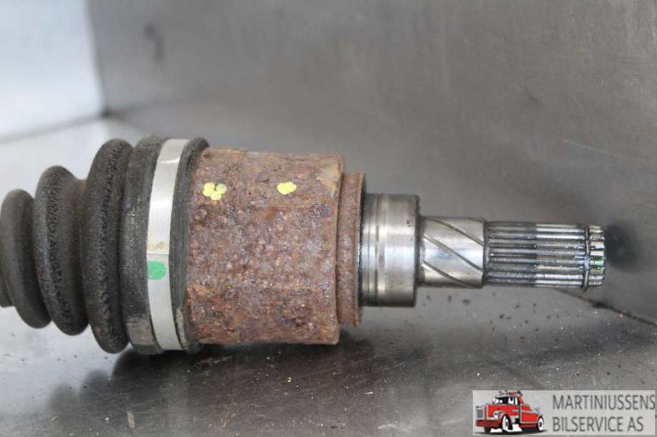 Drivaksel venstre bak til Nissan X-Trail 2007-2014 (T31) (T31) (NISSAN|)