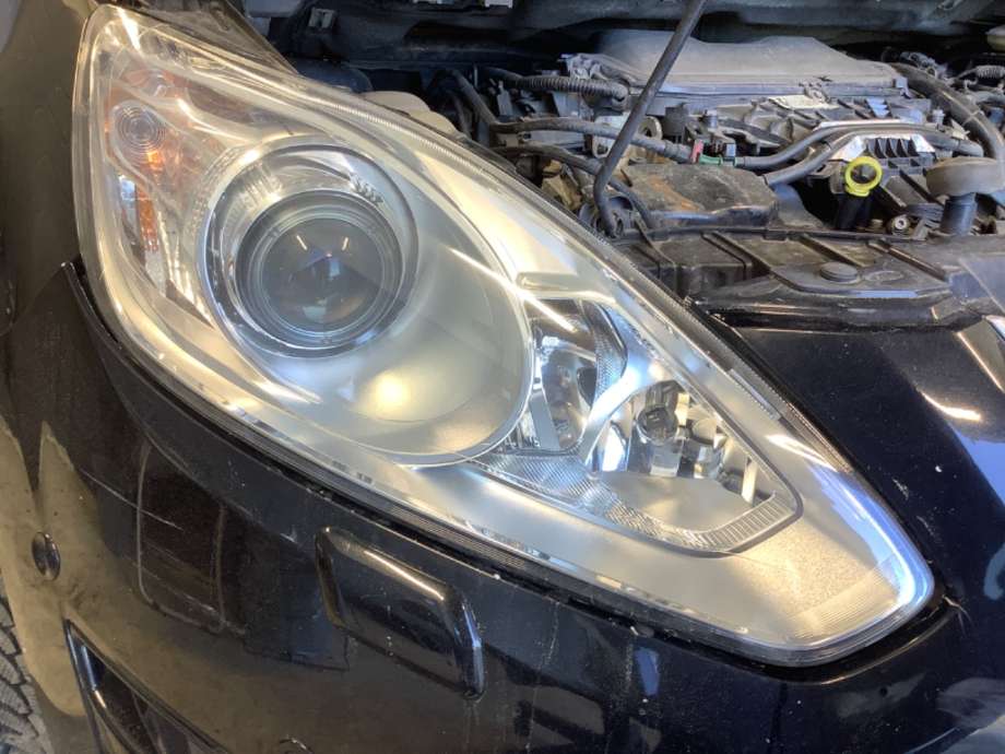 Frontlykt høyre halogen til Ford C-Max, 2010-2015 (Type II, Fase 1)  (FORD|)