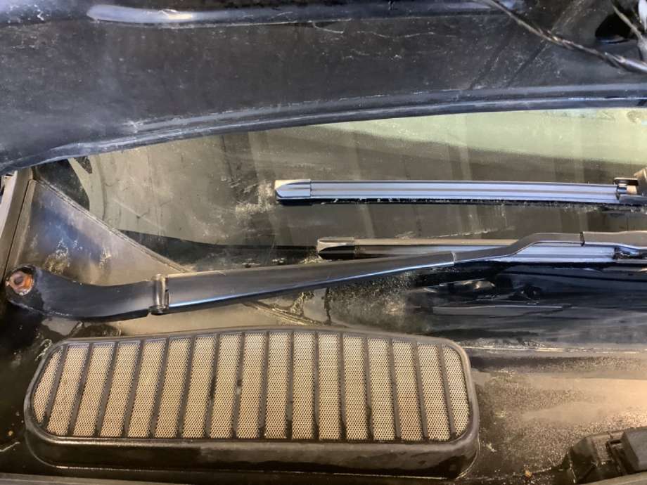Viskerarmer frontrute til Ford C-Max, 2010-2015 (Type II, Fase 1)  (FORD|)