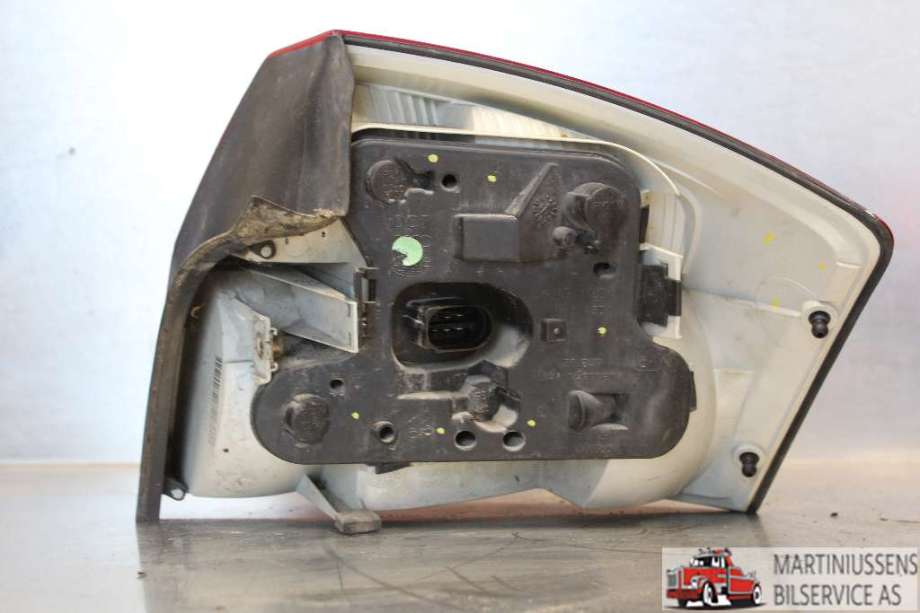 Baklykt venstre til Audi A4 2001-2004 (Type II) (B6) (B6) (AUDI||8E0945096C)