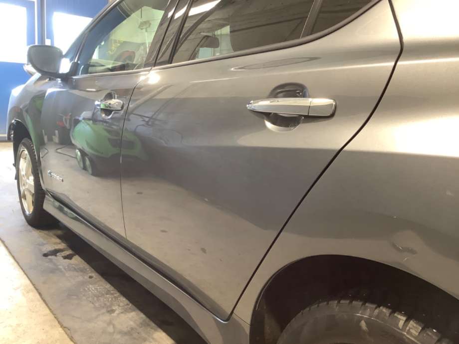 Dør venstre bak til Nissan Leaf, 2018-->> (Type II)  (NISSAN|)
