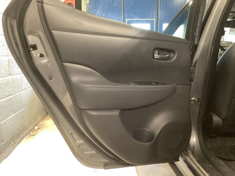 Dørtrekk venstre til Nissan Leaf, 2018-->> (Type II)  (NISSAN|)