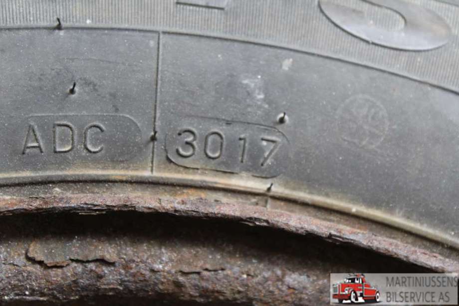 Dekk til Annet Dekk vinter pigg 0-->>  (|MAXXIS)