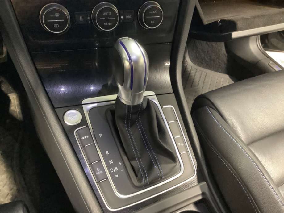 Girstang/girvelger automat til VW e-Golf, 2017-2020 (Fase 2)  (VOLKSWAGEN|5Q1 713 025 Q)