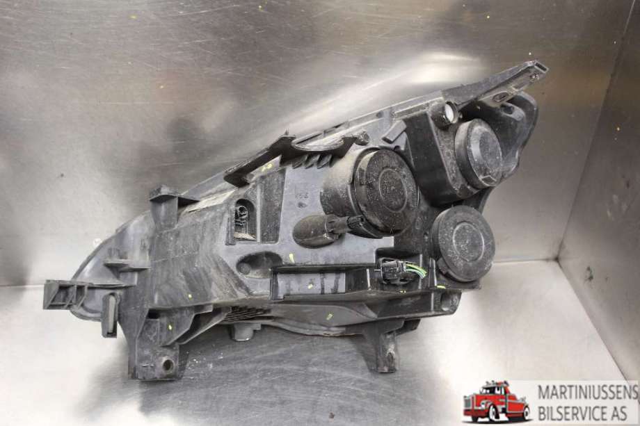 Frontlykt høyre halogen til Citroën Berlingo 2008-2015 (Type II, Fase 1)  (CITROEN||9806306580)