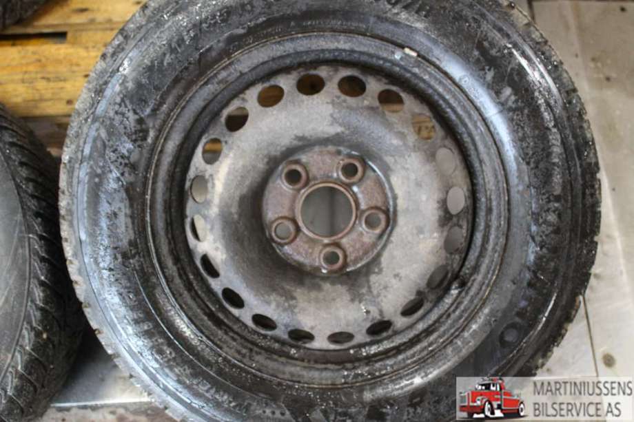 Felgsett stål til VW Transporter / Caravelle 2003-2009 (Fase 1) (T5) (T5) (VOLKSWAGEN|)