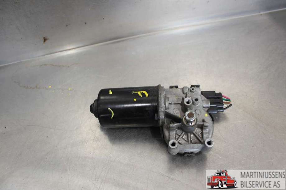 Viskermotor frontrute til Hyundai Tucson, 2003-2009 (HYUNDAI|)