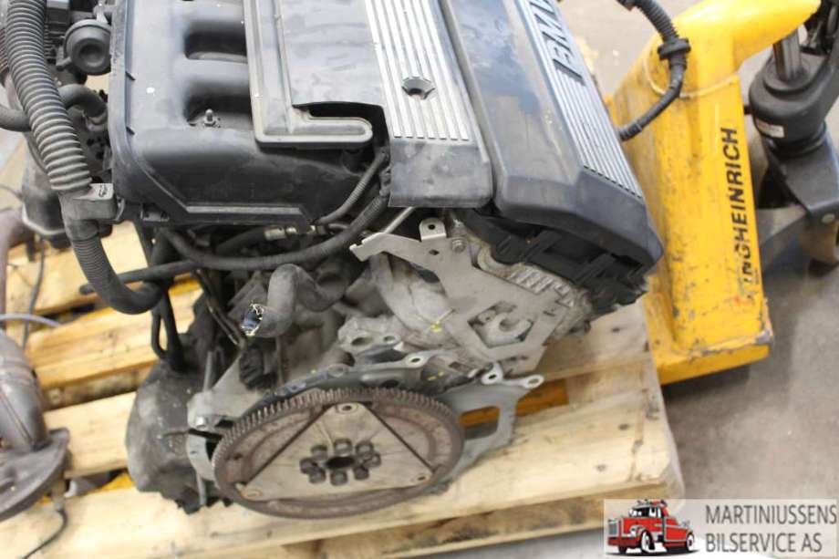 Motor bensin til BMW 5-Serie 2003-2010 (E60/E61) (E60/E61) (BMW|M54-B22|)