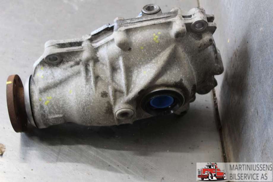 Kardang til BMW 5-Serie 2010-2017 (F10/F11) (F10/F11) (BMW||31 50 7 648 881)