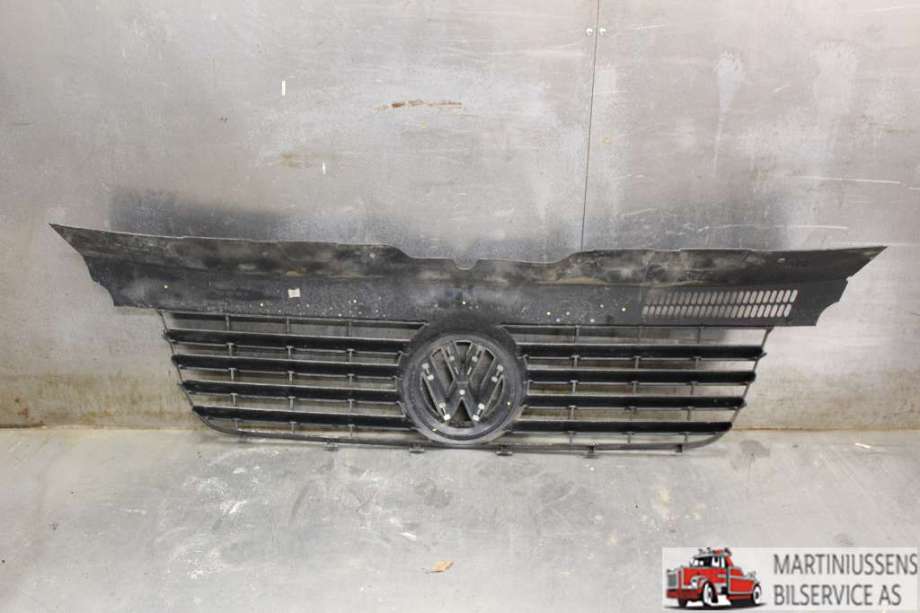 Grill til VW Transporter / Caravelle 2003-2009 (Fase 1) (T5) (T5) (VOLKSWAGEN||7H0 807 101/5)