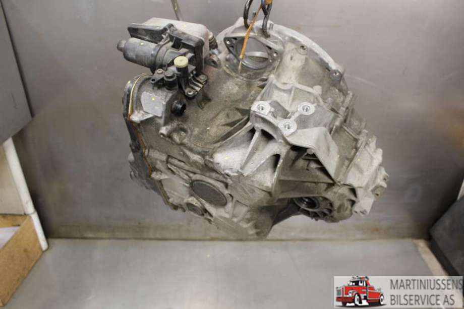 Girkasse automat til Mercedes CLA 2013-2019 (C117) (C117) (MERCEDES|A 246 370 37 02|)