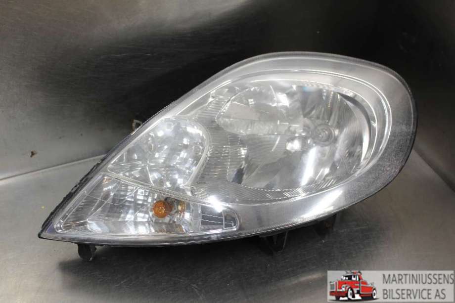 Frontlykt venstre halogen til Opel Vivaro A, 2006-2014  (OPEL|)