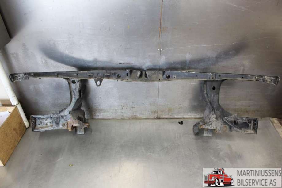 Frontplate til VW Transporter / Caravelle 2003-2009 (Fase 1) (T5) (T5) (VOLKSWAGEN|)