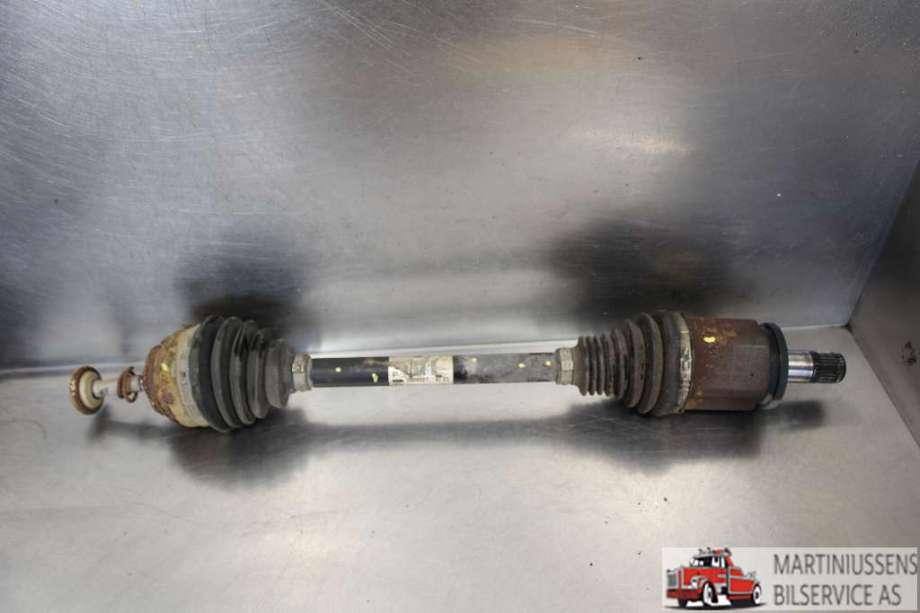 Drivaksel venstre foran til BMW X3, 2010-2017 (F25) (F25) (BMW|7598027)