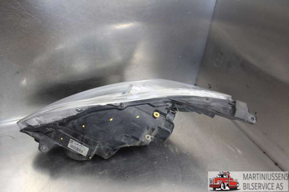 Frontlykt høyre halogen til Ford C-Max 2010-2015 (Type II, Fase 1)  (FORD||AM51-13D-154-AF)