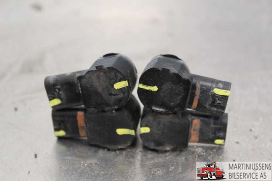Parkeringssensor foran til Ford C-Max 2010-2015 (Type II, Fase 1)  (FORD||CJ5T-15K859-AAW)