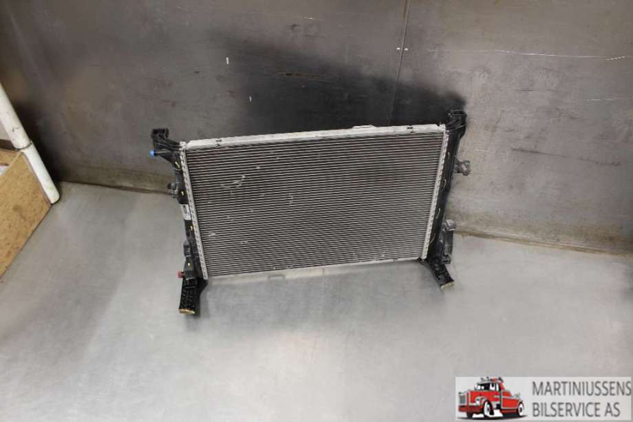 Radiator (automat gir) til Mercedes CLA, 2013-2019 (C117) (C117) (MERCEDES|A2465001303)
