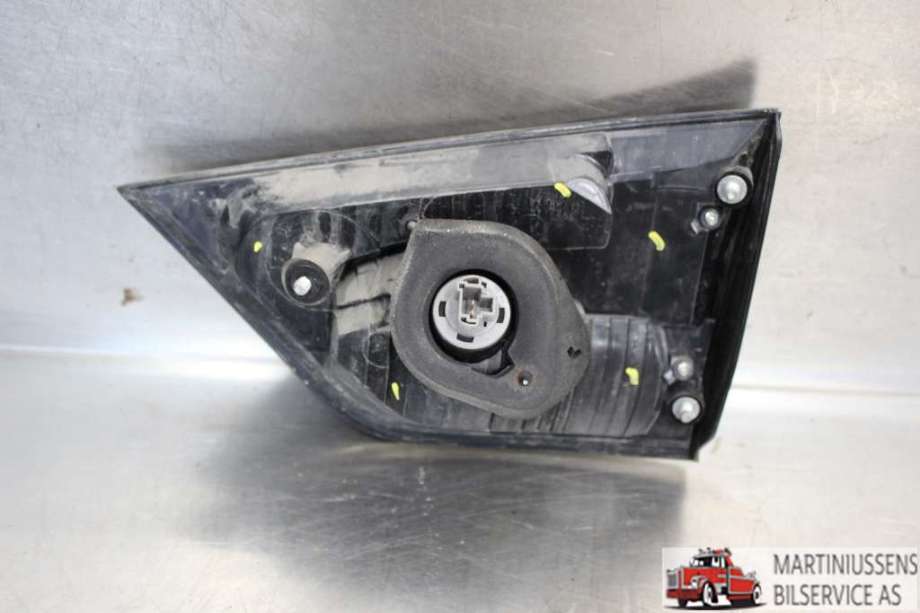 Baklykt venstre indre til Mitsubishi Outlander 2010-2012 (Type II, Fase 2)  (MITSUBISHI||1146-356L)