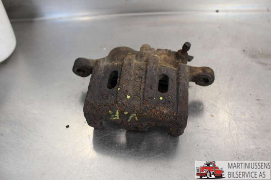 Bremsecaliper venstre foran til Mitsubishi Outlander, 2010-2012 (Type II, Fase 2)  (MITSUBISHI|)